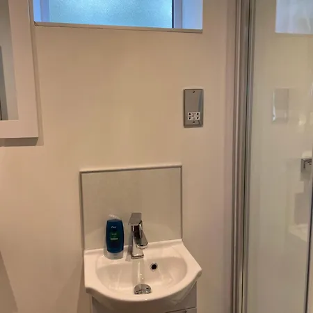 ベッド・アンド・ブレックファスト Comus *