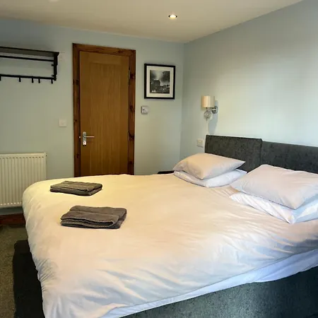 Comus ベッド・アンド・ブレックファスト セルビー